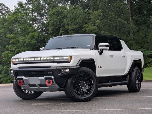 Used 2025 GMC Hummer EV 2X w/ LPO, Sport Package AWD/4WD image 4