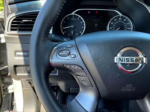 Certified 2022 Nissan Murano SV w/ SV Midnight Edition Package AWD/4WD image 11