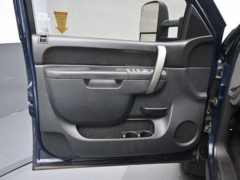 Used 2011 Chevrolet Silverado 1500 LS AWD/4WD image 25