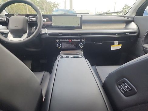 New 2026 Hyundai Ioniq 9 SEL image 11