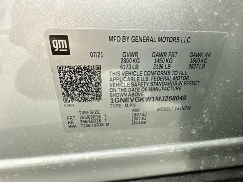 Used 2021 Chevrolet Traverse LT w/ LPO, Floor Liner Package image 19