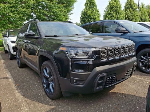 New 2026 Jeep Cherokee Limited AWD/4WD image 2