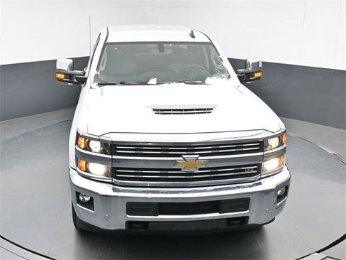 Used 2019 Chevrolet Silverado 2500 LTZ w/ Duramax Plus Package image 28