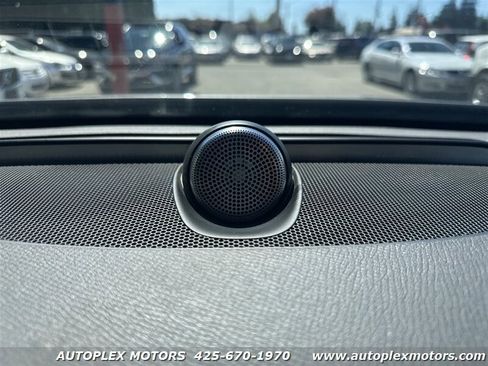 Used 2016 Volvo XC90 T6 Momentum w/ Momentum Plus Package image 36