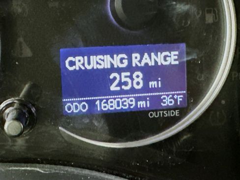 Used 2011 Lexus CT 200h image 19