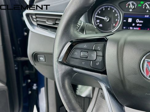 Used 2022 Buick Enclave Essence FWD image 15
