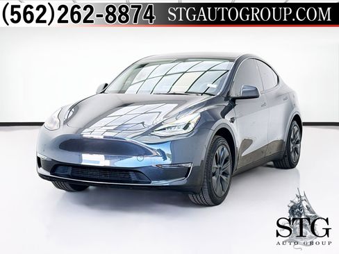 Used 2025 Tesla Model Y Long Range image 1