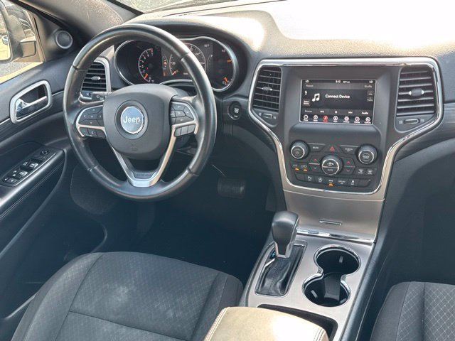 Used 2021 Jeep Grand Cherokee Laredo AWD/4WD image 18