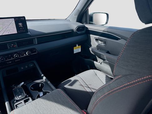New 2026 Honda Pilot Sport image 19
