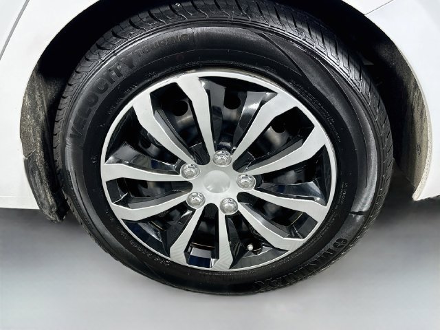 Used 2023 Nissan Sentra S FWD image 28