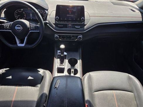 Used 2020 Nissan Altima 2.0 SR FWD image 14