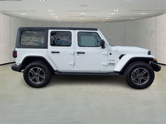 Used 2023 Jeep Wrangler Sahara video 2