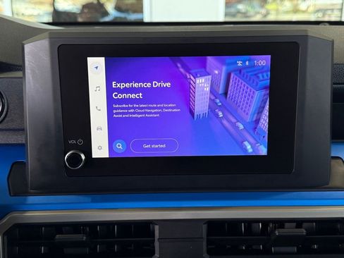 Certified 2025 Toyota Tacoma TRD Off-Road image 27