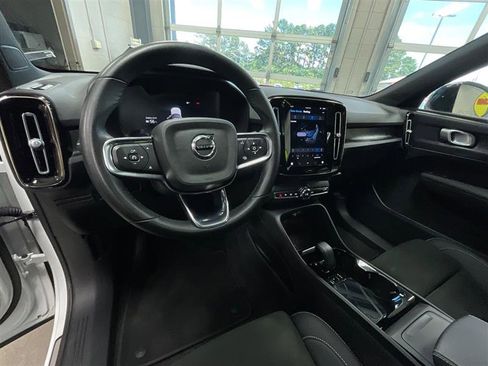 Used 2023 Volvo XC40 Recharge Plus AWD/4WD image 13