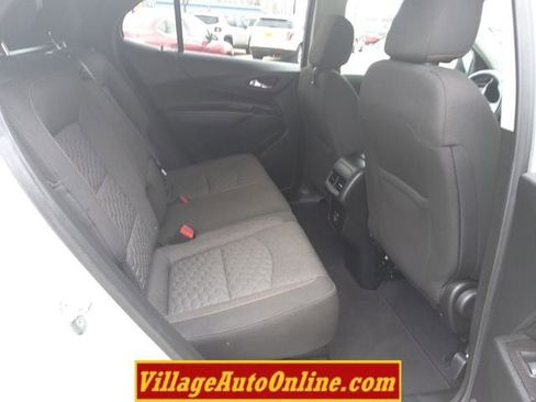 Used 2020 Chevrolet Equinox LT AWD/4WD image 32