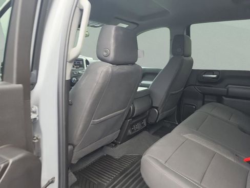 Used 2025 Chevrolet Silverado 2500 Custom w/ Custom Value Package AWD/4WD image 24
