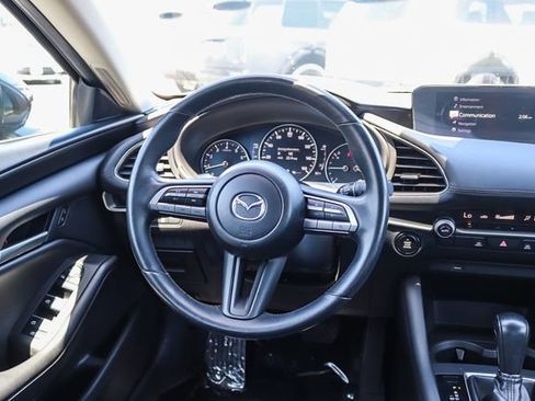 Used 2021 MAZDA MAZDA3 s FWD image 18