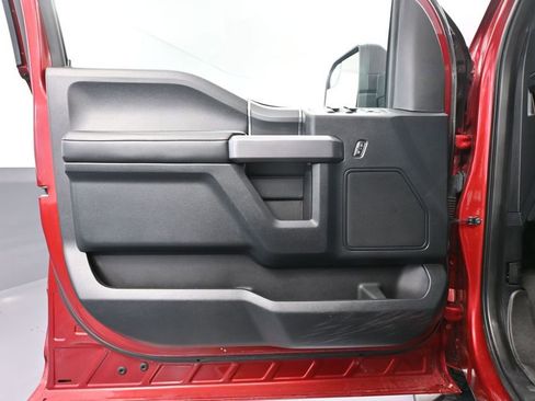 Used 2019 Ford F150 XLT w/ Equipment Group 302A Luxury AWD/4WD image 21