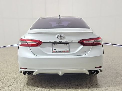 Used 2020 Toyota Camry XSE FWD image 6