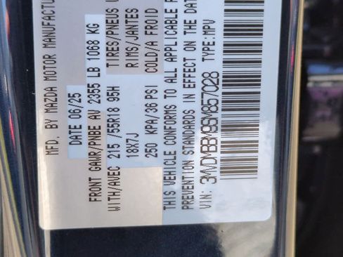 New 2025 MAZDA CX-30 AWD 2.5 S w/ Select Sport Pkg image 31