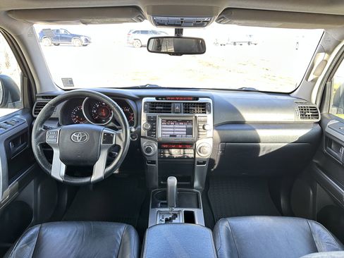 Used 2011 Toyota 4Runner Limited image 32