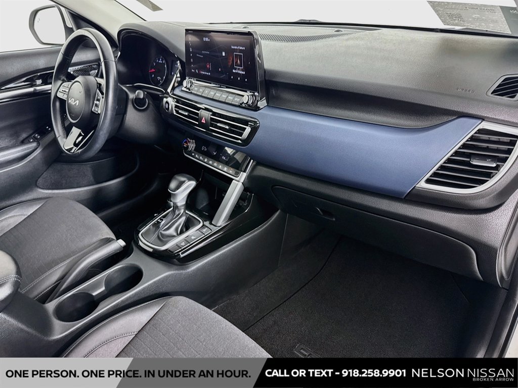 Used 2023 Kia Seltos S w/ Navigation Package AWD/4WD image 29