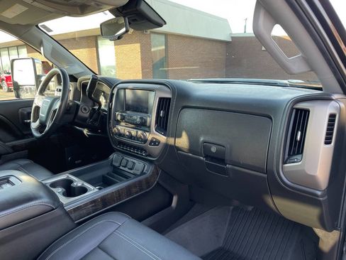 Used 2016 GMC Sierra 2500 Denali w/ Duramax Plus Package image 34