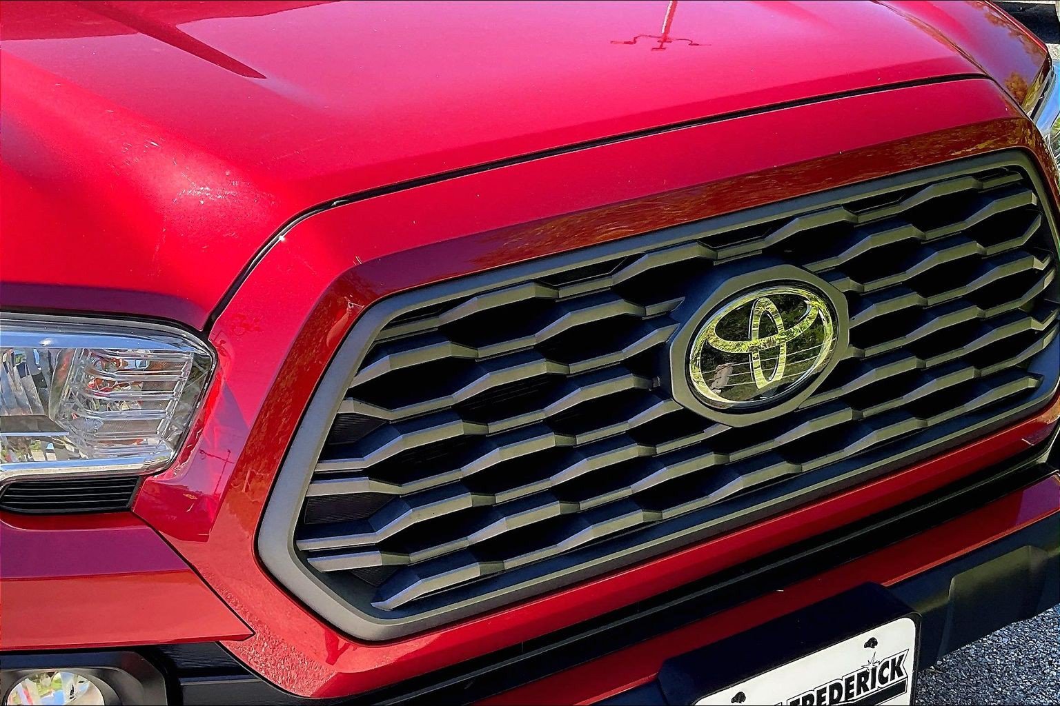 Used 2021 Toyota Tacoma TRD Off-Road w/ TRD Premium Off Road Package AWD/4WD image 30