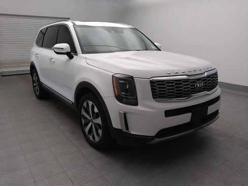 Used 2021 Kia Telluride S FWD image 13