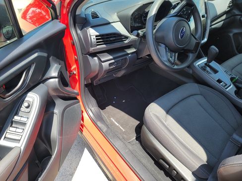 Used 2024 Subaru Crosstrek 2.0i Premium image 14