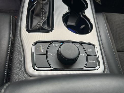 Used 2021 Jeep Grand Cherokee Trackhawk w/ Trailer Tow Group IV image 9