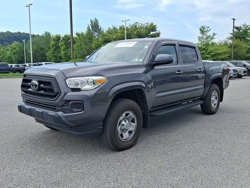 Certified 2023 Toyota Tacoma SR AWD/4WD image 3