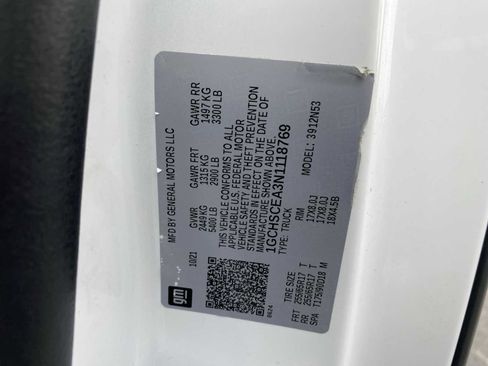 Used 2022 Chevrolet Colorado LT w/ Fleet Safety Package image 26