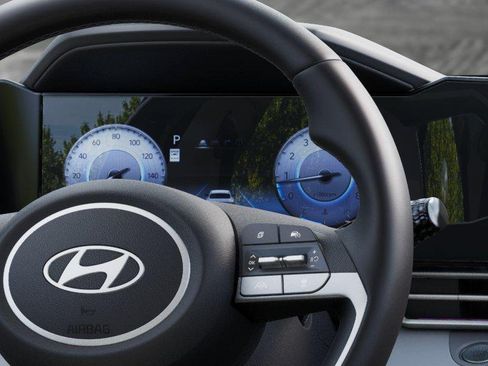 New 2026 Hyundai Elantra Limited FWD image 14