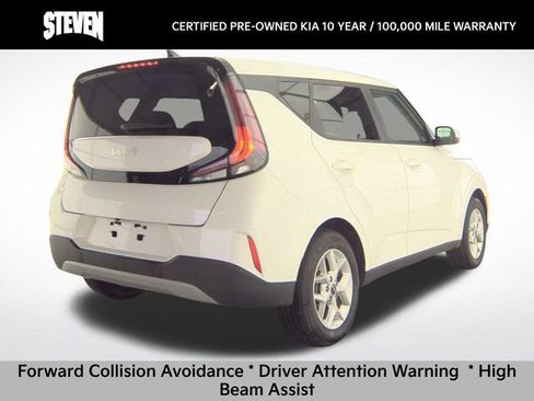 Used 2025 Kia Soul LX w/ LX Technology Package FWD image 5