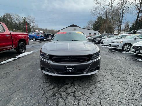 Used 2016 Dodge Charger SXT image 14