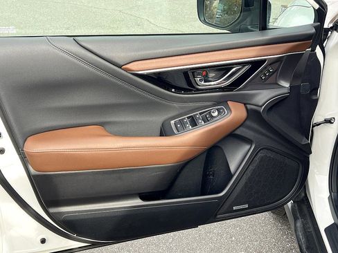 Used 2023 Subaru Outback Touring image 9