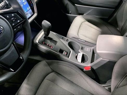 Used 2024 Subaru Crosstrek 2.0i Premium image 17