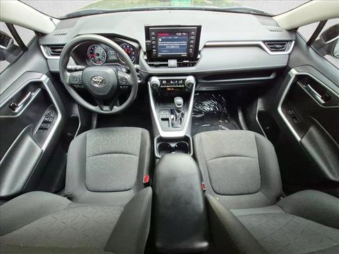 Used 2020 Toyota RAV4 XLE w/ Convenience Package FWD image 20