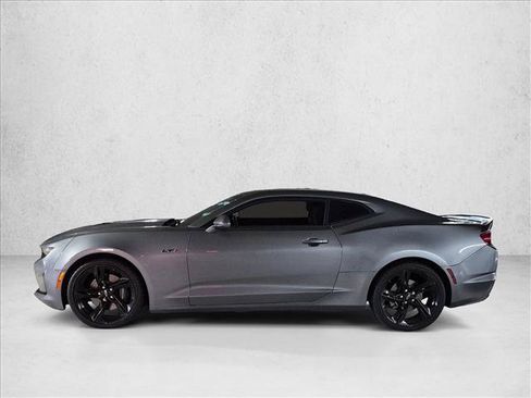 Used 2021 Chevrolet Camaro LT w/ Technology Package RWD image 8
