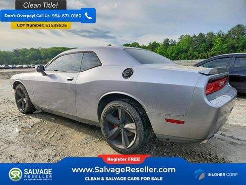 Used 2014 Dodge Challenger SXT w/ Sport Appearance Package RWD image 3