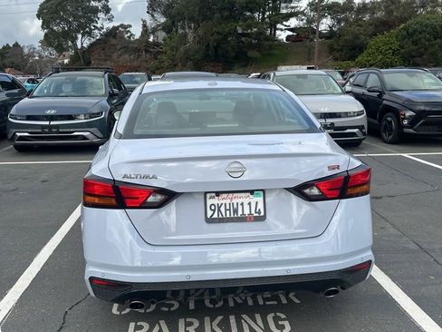 Certified 2024 Nissan Altima 2.5 SR w/ SR Premium Package image 2