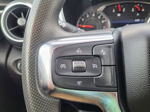 Used 2025 Chevrolet Blazer LT FWD image 22