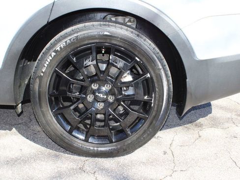 Used 2022 Kia Telluride SX w/ SX Prestige Package image 50