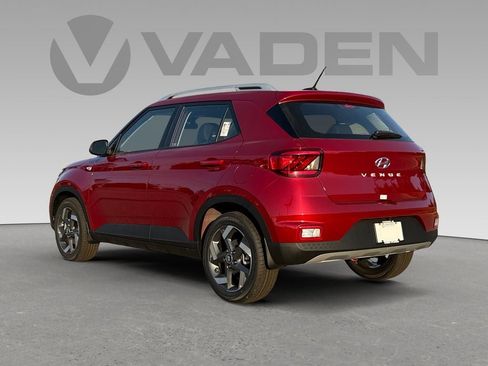 New 2025 Hyundai Venue Limited image 20