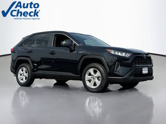 Used 2021 Toyota RAV4 LE AWD/4WD video 1