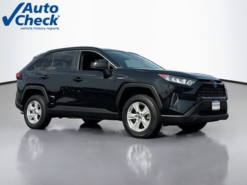 Used 2021 Toyota RAV4 LE AWD/4WD image 1