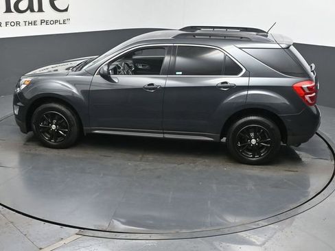 Used 2017 Chevrolet Equinox LT w/ Convenience Package image 43