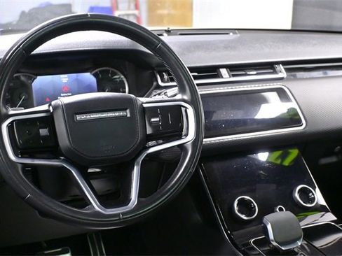 Used 2022 Land Rover Range Rover Velar R-Dynamic S image 15