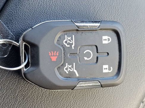 Used 2019 GMC Yukon SLT w/ Premium Edition RWD image 31